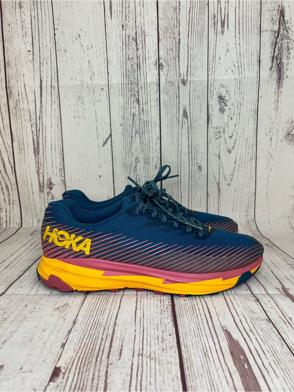 Hoka One One Torrent 2 Trail Running Shoes Womens Size 8.5 Real Teal Cantaloupe
